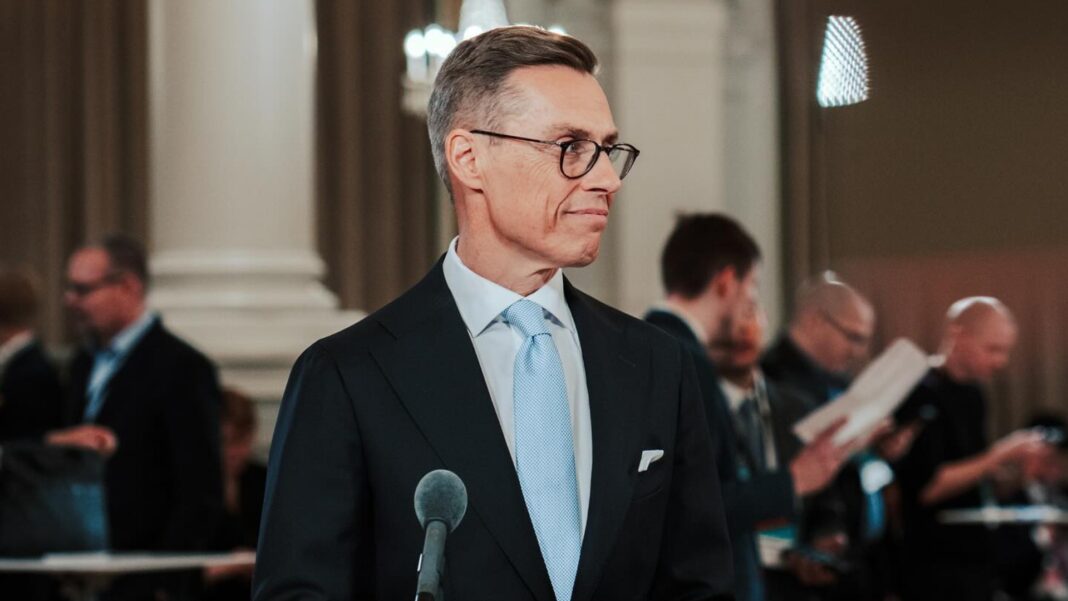 Președintele Finlandei, Alexander Stubb: Brexitul a fost ca și cum ți-ai tăia piciorul fără niciun motiv / El crede că Marea Britanie se va reîntoarce în UE  