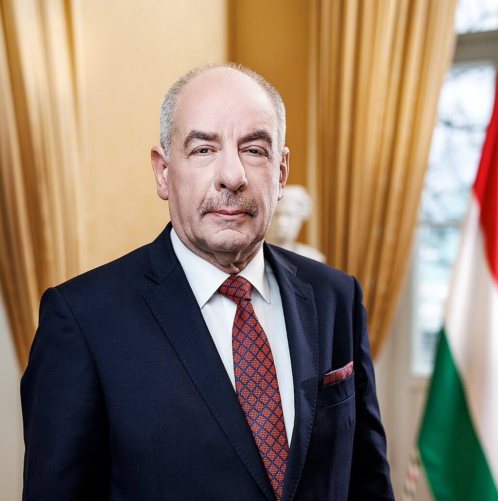 Preşedintele Ungariei vine duminică la Târgu Secuiesc, cu prilejul Zilei Maghiarilor de Pretutindeni