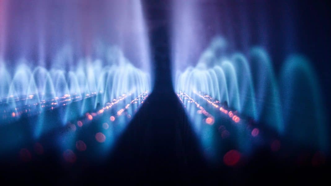 Prețul gazelor crește cu 25% după atacuri asupra facilităților din Qatar