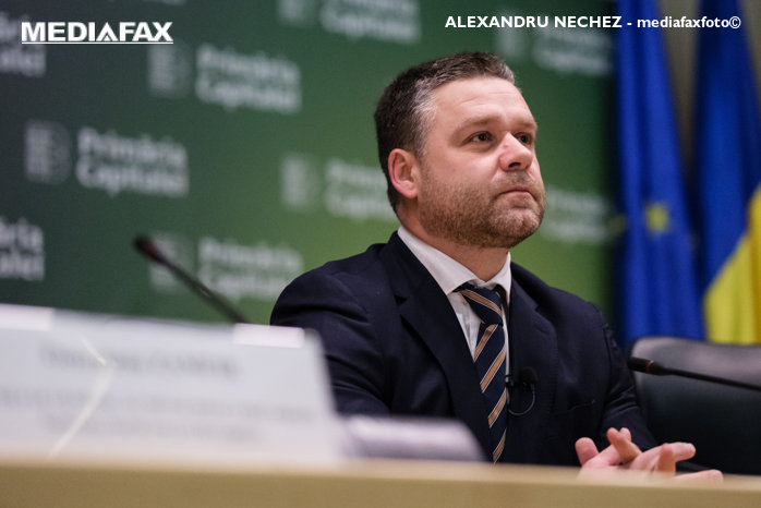 Primarul Ciprian Ciucu anunţă concedieri masive la PMB: ”Suntem obligaţi să tăiem 30% din posturi”. Cei care vor rămâne vor fi supuşi unor concursuri pentru păstrarea posturilor