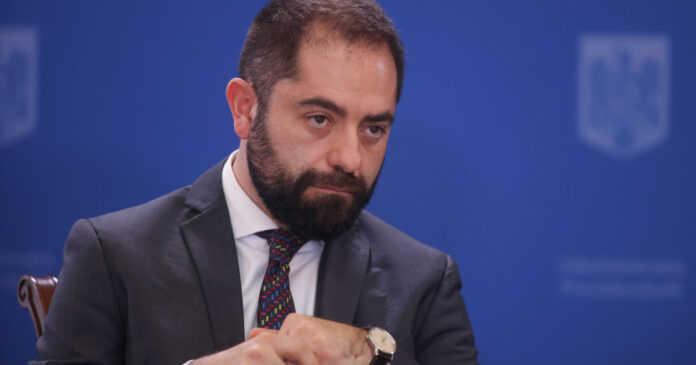 Radu Burnete, consilier prezidențial, consideră că plafonarea prețurilor la carburanți ar putea genera penurie
