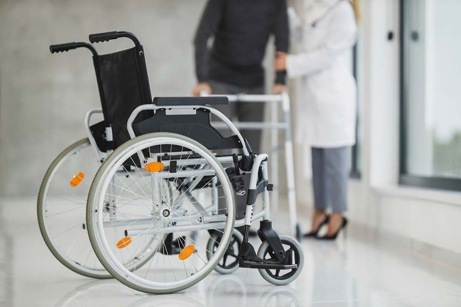 Reduceri la plata impozitelor pentru persoanele cu dizabilități și pentru proprietarii locuințelor foarte vechi din Sectorul 4