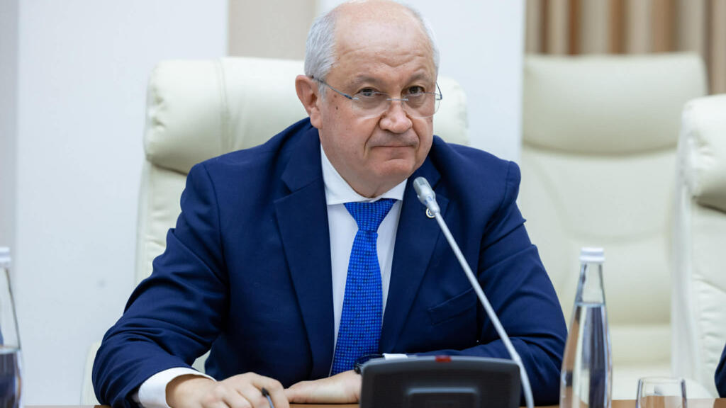 RFI: Măsuri urgente pentru fermierii moldoveni, aprobate de Guvern. Premierul Munteanu: Dispunem de rezerve suficiente de carburanți