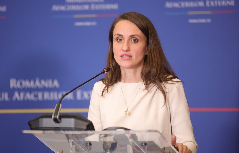 România, invitată de Franța să discute despre „umbrela nucleară”. Oana Țoiu: Decizia va fi luată în CSAT