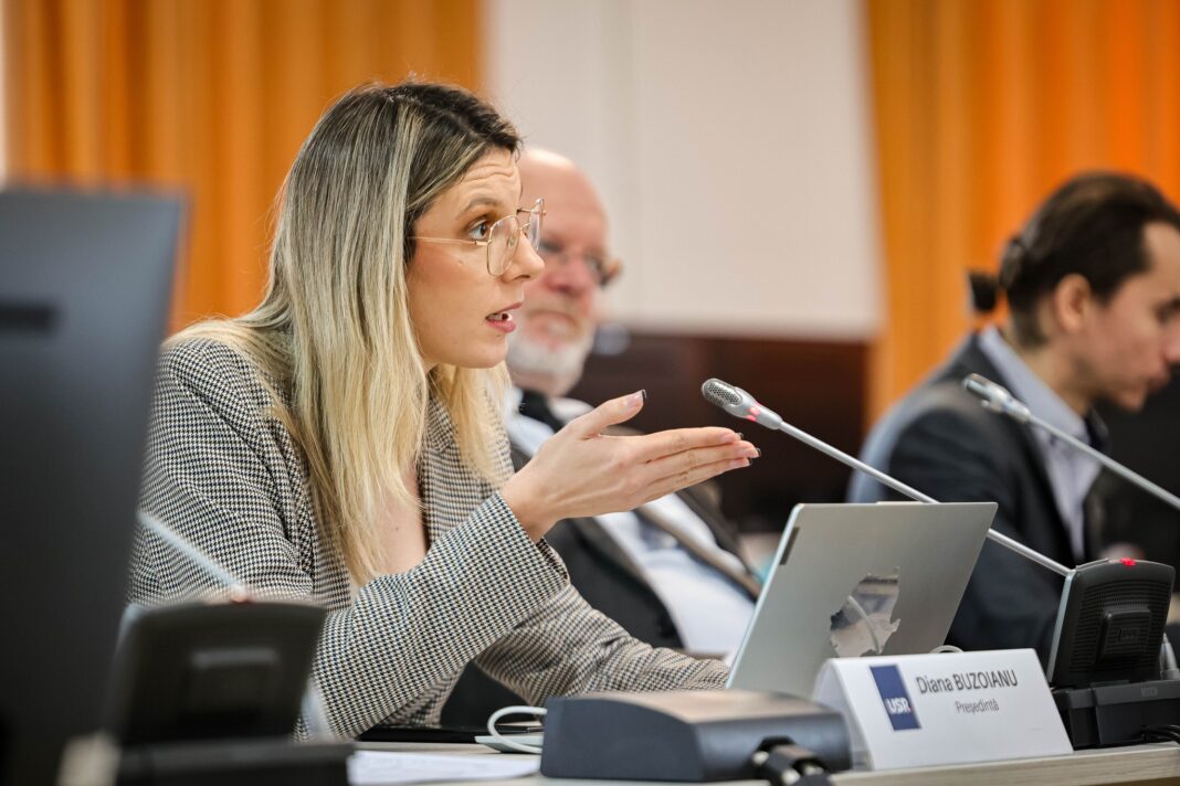 Senatul a respins moţiunea simplă formulată împotriva ministrei Mediului, Diana Buzoianu