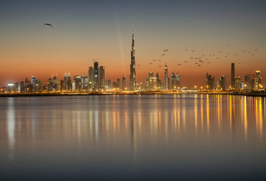 „Speriată de moarte”. Coșmarul turiștilor blocați în Dubai și Doha, din cauza războiului: „Plătesc peste 650 de dolari pe noapte pentru un hotel”