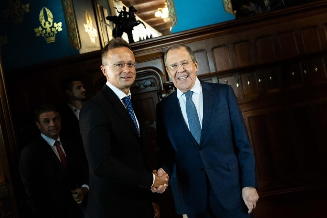 STENOGRAME Un ziarist maghiar a publicat o conversație interceptată între Serghei Lavrov și Peter Szijjártó, ministrul de Externe al Ungariei. Demnitarul de la Budapesta cerea Rusiei să se amestece în alegerile din Slovacia