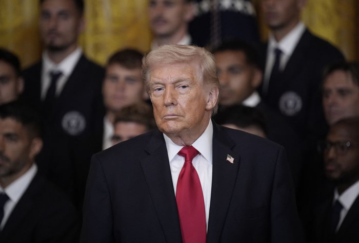 Surse Reuters: Trump respinge eforturile de iniţiere a negocierilor pentru un armistiţiu cu Iranul
