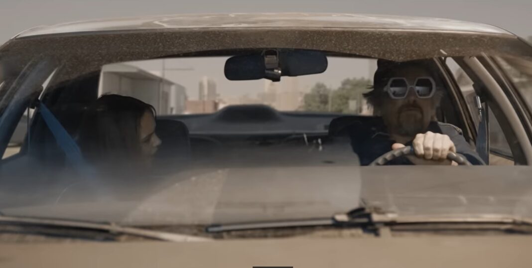 Tommy Lee Jones se alătură distribuției sezonului 2 al serialului „The Lowdown”