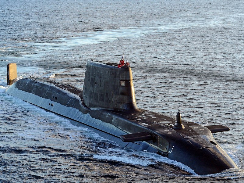 Un submarin britanic cu propulsie nucleară a fost trimis în Marea Arabiei, pe fondul tensiunilor regionale