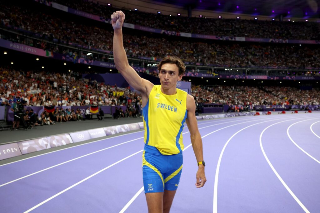 VIDEO De pe altă planetă: Duplantis a bătut pentru a 15-a oară recordul mondial la săritura cu prăjina