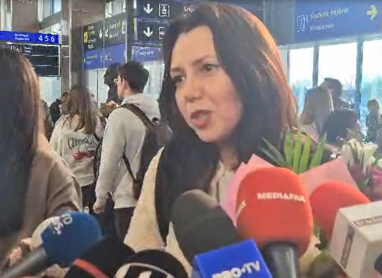 VIDEO Elev revenit din Dubai: „Unii colegi s-au speriat și au început să plângă” / Profesoară: „ Au trecut 13 ore până am ajuns la aeroport”