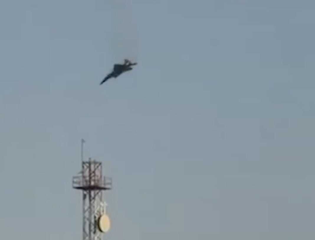VIDEO Momentul în care un avion american de vânătoare se prăbușește în Kuweit