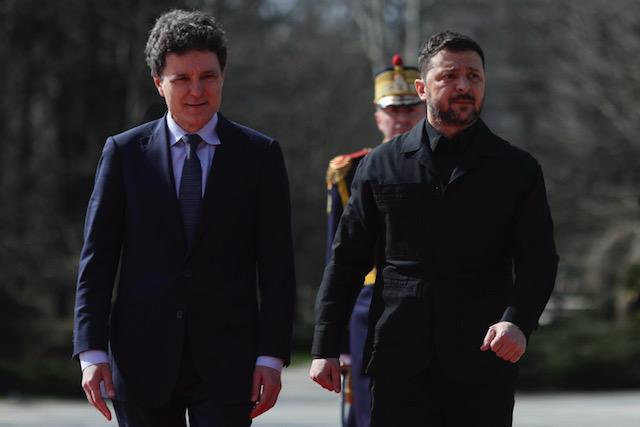 Volodimir Zelenski instituie oficial Ziua Limbii Române în Ucraina