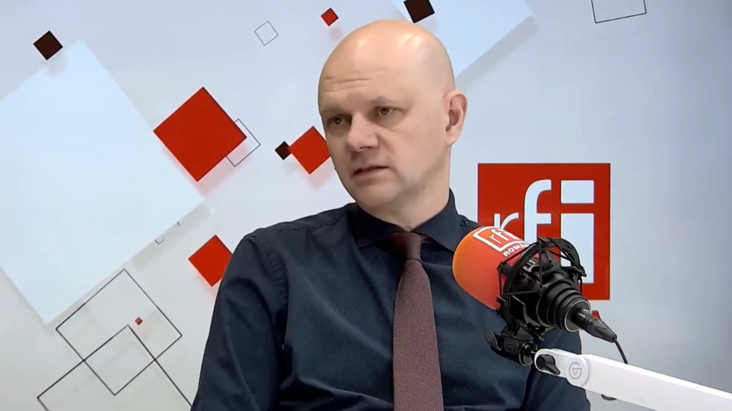 Volumul Mama. Istoria unei priviri și expoziția #Laboratoriya