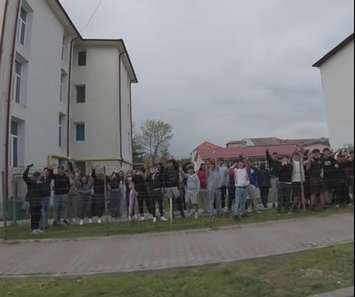 Acuzații grave la un liceu din Scornicești. Inspectoratul Școlar și Poliția desfășoară anchete. Sesizarea, de la „Justițiarul de Berceni”