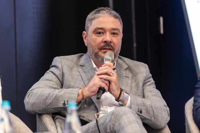 Alexandru Pricop, Managing Partner SVN Residentialist, SVN Romania:  Astăzi nu mai vedem situaţia din trecut, când unii clienţi lucrau în Pipera dar îşi făceau casa în Domneşti. Era ceva anormal