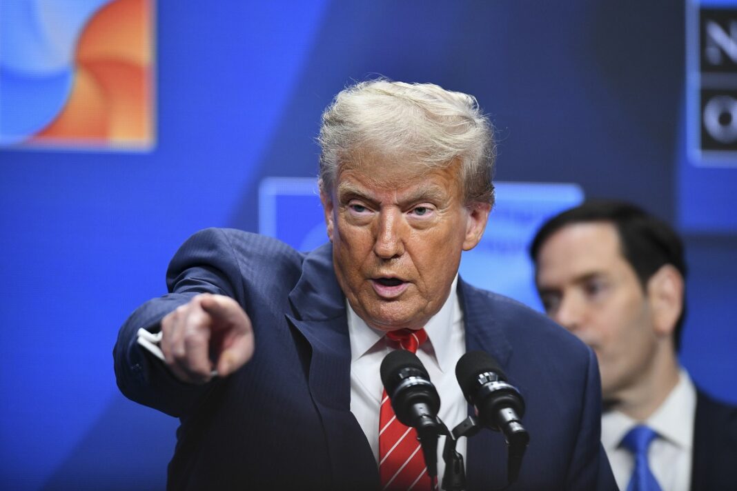 ”Am plăcerea să spun că aceste obiective strategice esențiale sunt pe cale să fie îndeplinite. Vom duce treaba la bun sfârșit” / Momentele cheie ale primului discurs al lui Trump la Casa Albă de la începerea războiului din Iran