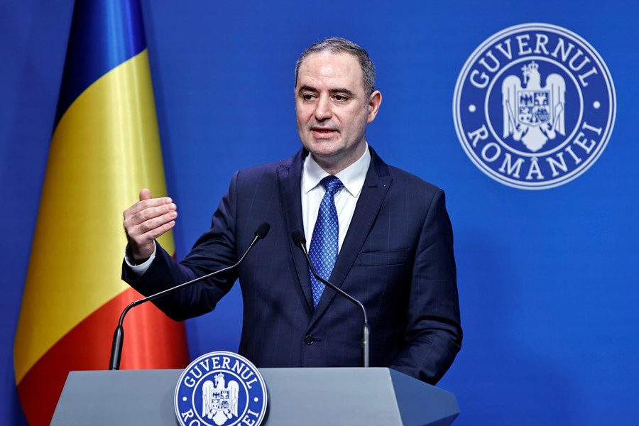 Anunțul ministrului Finanțelor în plină criză politică: „România reușește o corecție solidă și credibilă. Deficitul s-a redus la mai mult decât la jumătate”