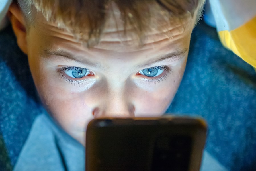 Aplicația europeană pentru siguranța copiilor a rezistat doar 120 de secunde în fața hackerilor