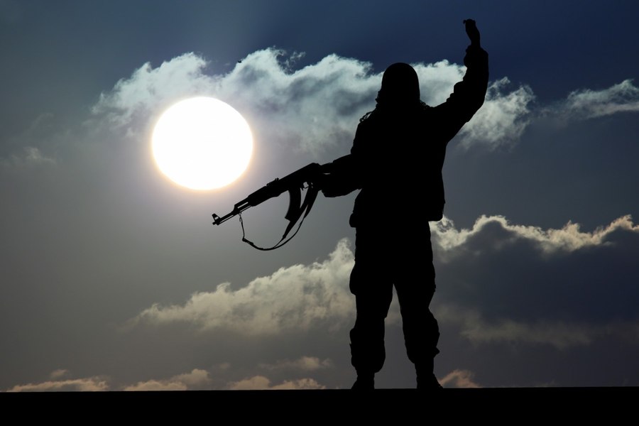 Arestări în masă la Abu Dhabi. Sute de persoane, acuzate că au răspândit „informații înșelătoare”