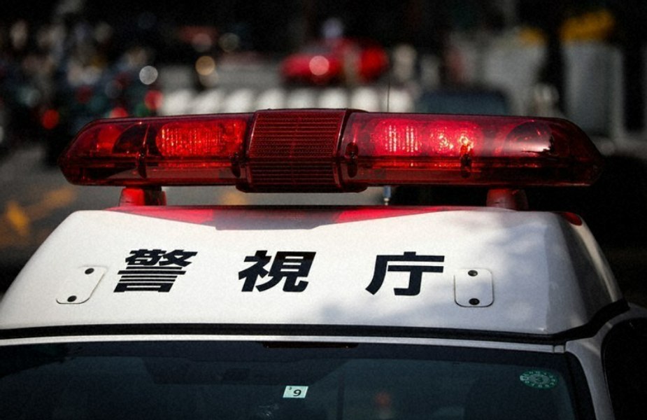 Atac violent în Japonia: un bărbat a rănit cinci persoane cu un ciocan, inclusiv trei polițiști. Suspectul este căutat de autorități