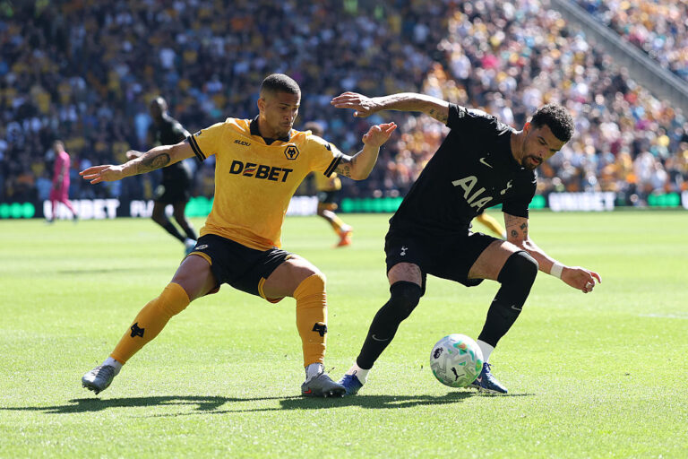 Atletico Madrid vrea să plătească 50 de milioane pentru un mijlocaș retrogradat din Premier League!