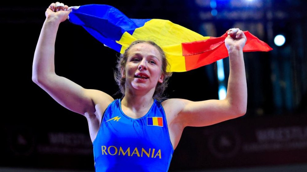 Aur, argint și două bronzuri pentru România la Europenele de la Tirana. Luptătoarele tricolore s-au întrecut pe ele însele joi seară