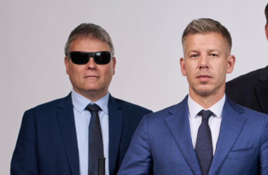 Avocat nevăzător, propus ministru în viitorul guvern al Ungariei condus de Péter Magyar