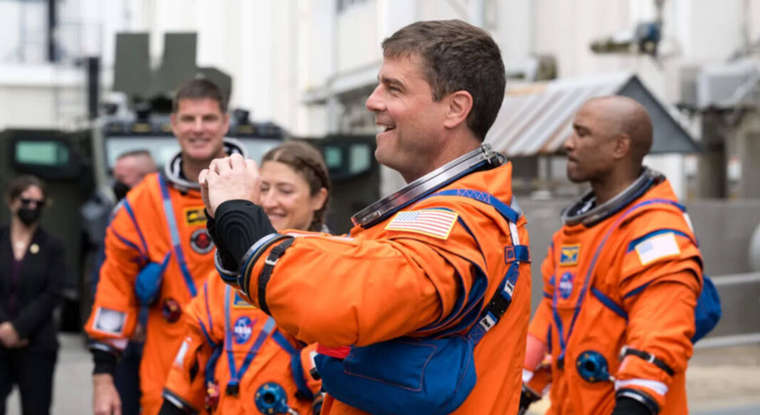 Bacon sau preparate aproape fine dining, în meniul misiunii Artemis 2 / Cum s-a schimbat dieta astronauților în ultimii 50 de ani