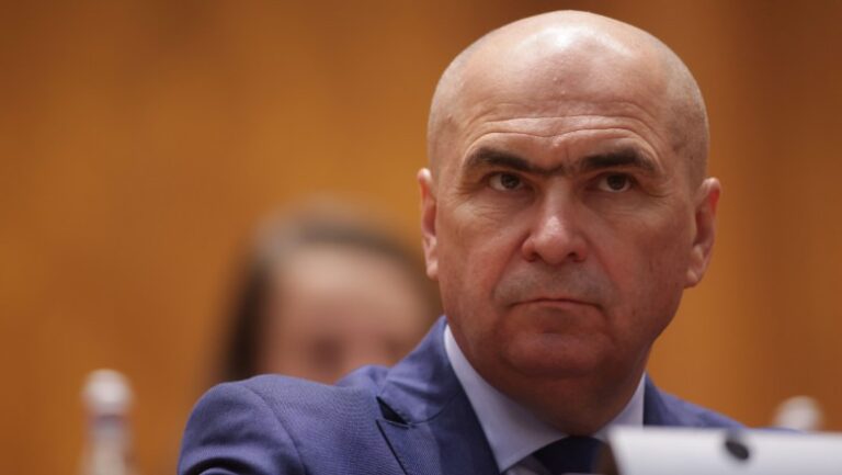 Balastierele ilegale, vizate de premierul Ilie Bolojan. Legislația ar putea fi schimbată