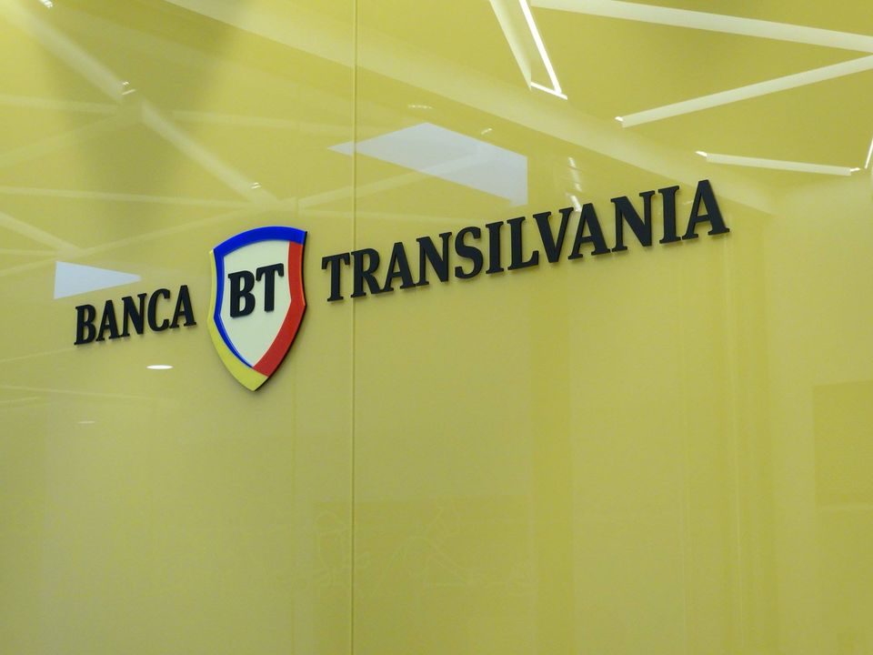 Banca Transilvania va distribui dividende în valoare de 1,4 miliarde lei / Acţionarii vor primi aproximativ 14 acţiuni gratuite la fiecare 100 de acţiuni deţinute