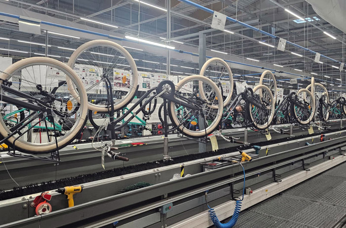 Business sportiv. Drumul unei biciclete Made in Romania. Cum arată parcursul unei biciclete de la o fabrică din Timişoara până pe rafturile din toată Europa