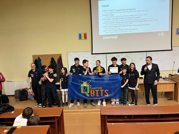 Câţiva elevi au transformat uneltele arheologilor într-o aplicaţie: Stratum, care schimbă modul în care lucrează arheologii. Cum au reuşit tinerii să se califice la Campionat