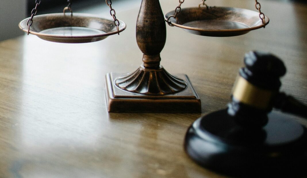 CCR a decis că e neconstituțională o prevedere legală care prevede modul în care sunt numiți în funcție inspectorii de la Inspecția Judiciară