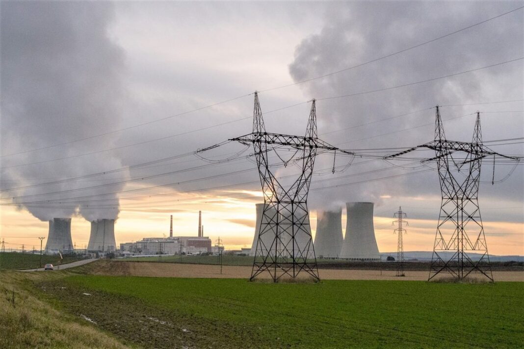 Cehia prelungeşte, cu 20 de ani, durata de viaţă a patru reactoare nucleare