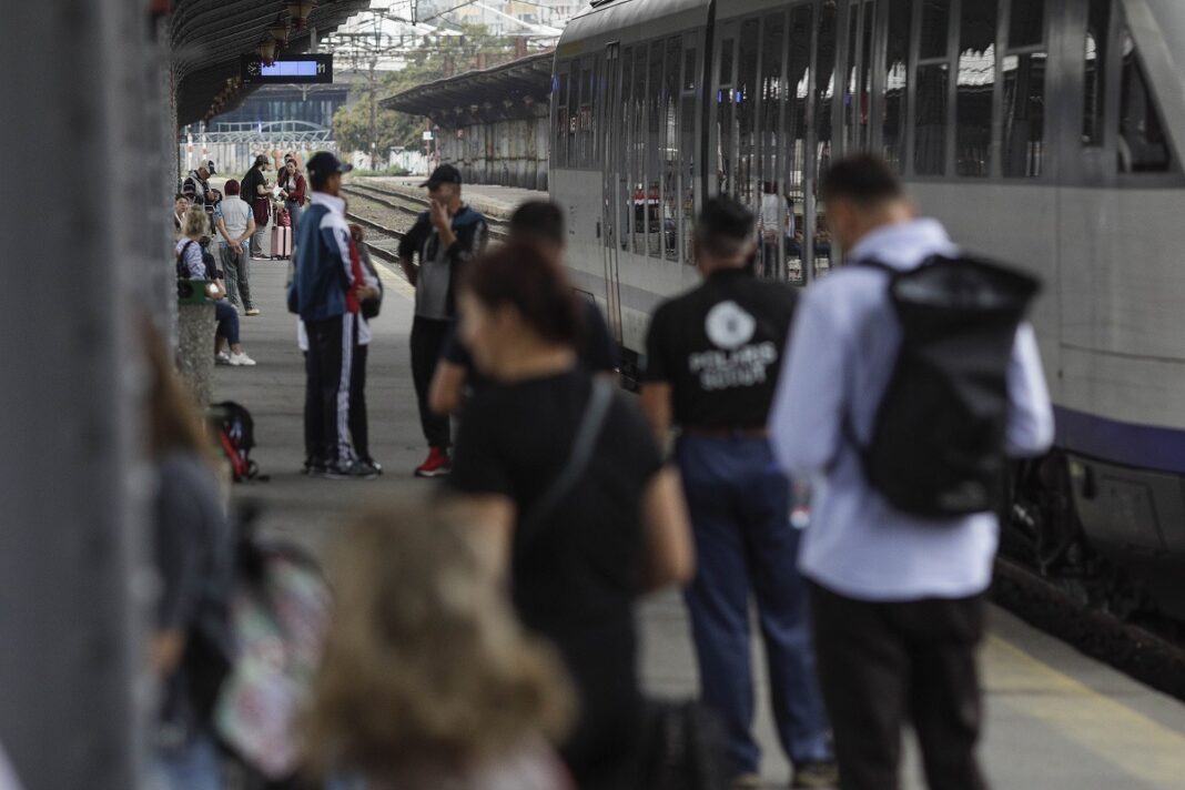 CFR SA face licitație pentru paza Gării de Nord și a sediului din București / 3 milioane de lei fără TVA