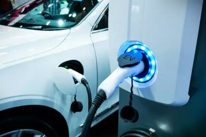China accelerează în industria auto: vehicule electrice sub 12.000 de dolari