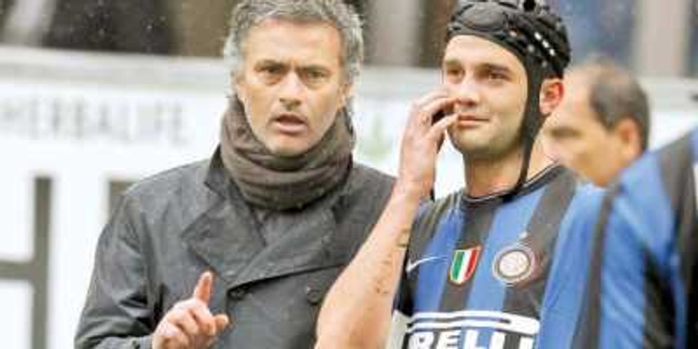 Chivu l-a lăsat cu gura căscată pe marele Mourinho. Ce impresie i-a lăsat românul pe când era jucător