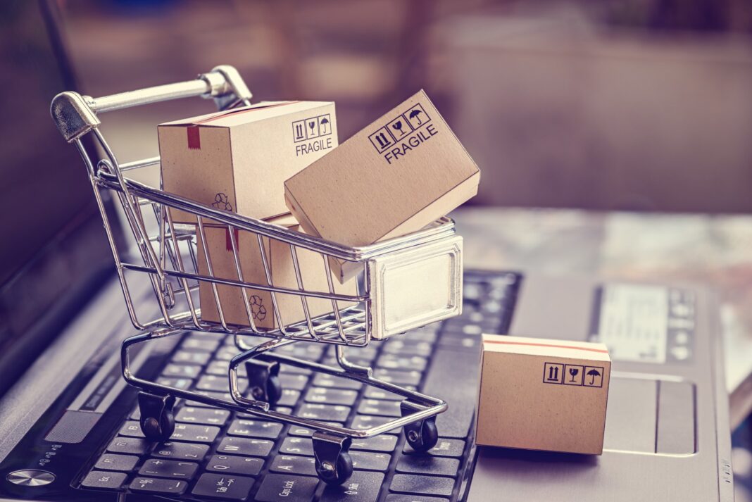 Comerțul cu amănuntul a început anul în scădere. Vânzările s-au redus cu 7,6%