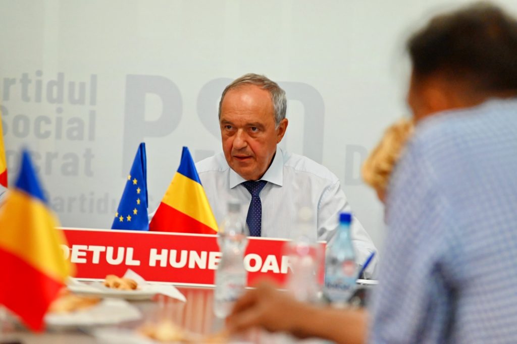 Consiliul Județean Hunedoara contractează servicii juridice pentru a contesta hotărârea Guvernului privind reorganizarea Direcţiei Silvice