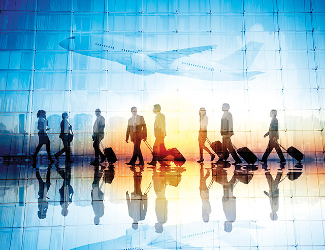 Consum în scădere „acasă“, dar vacanţe în străinătate în creştere: românii au cheltuit 1,35 mld. euro în străinătate în ianuarie şi februarie, plus 15%. Deficitul din turism s-a adâncit la 714 mil. euro.