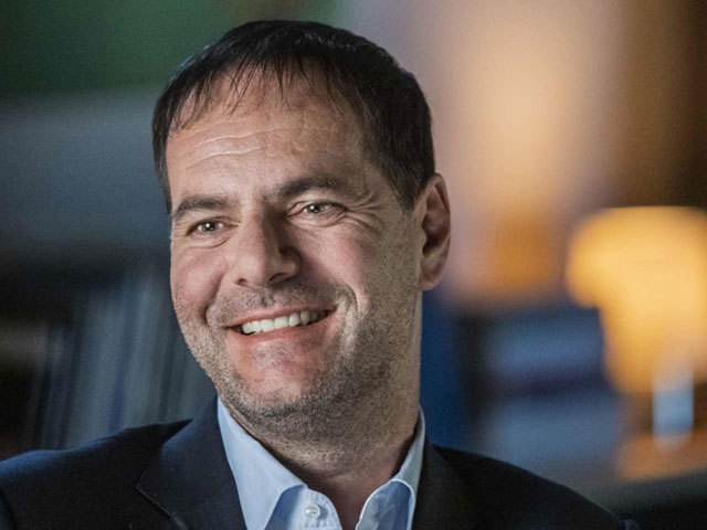 Corporaţii înlocuite de antreprenori sau cum a reuşit discretul Jirí Šmejc, miliardarul ceh din spatele Premier Energy, să pună bazele celei mai mari platforme regionale private din energie?