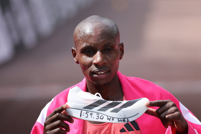 Cum a creat Adidas super-pantoful de 97 de grame cu care Sabastian Sawe a spart bariera de două ore la maratonul de la Londra