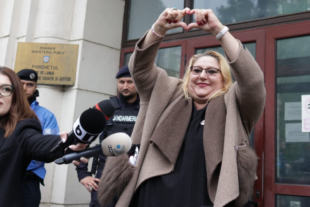 Cum a împins extremista Diana Șoșoacă narațiunea unui conflict iminent între Turcia și Occident cu un discurs mai vechi al lui Erdogan, reciclat pe canalele de propagandă ale TikTok / Sute de mii de vizualizări în câteva zile