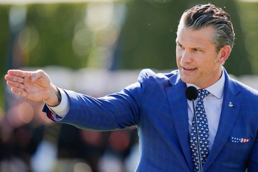 Cutremur la Pentagon în plin război cu Iranul: șeful Armatei SUA, forțat de Pete Hegseth să se retragă imediat din funcție