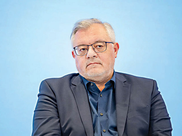 Daniel Raşcu, Parapet Germania: Nu o să vină niciun centru de date în situaţia din piaţa energiei de acum. Mai întâi punem la punct sistemul şi apoi vor veni şi consumatorii