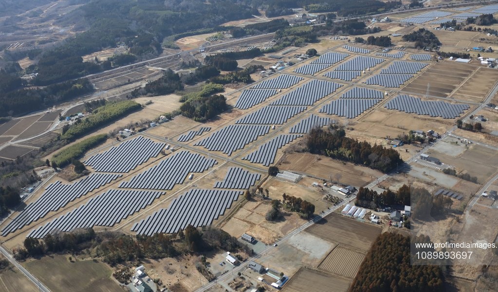 DATE | Criza energetică din Iran accelerează tranziția globală către energie regenerabilă: statele mizează pe solar, eolian și electrificare | Polonia, Franța, Japonia și Brazilia cresc investițiile în energie verde | Briefing înainte de summitul cu 60 de state de la Santa Marta