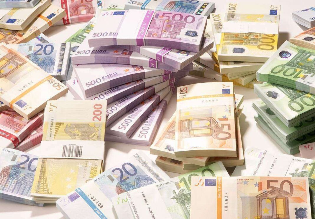 Datoria externă a României a crescut la aproape 230 de miliarde de euro