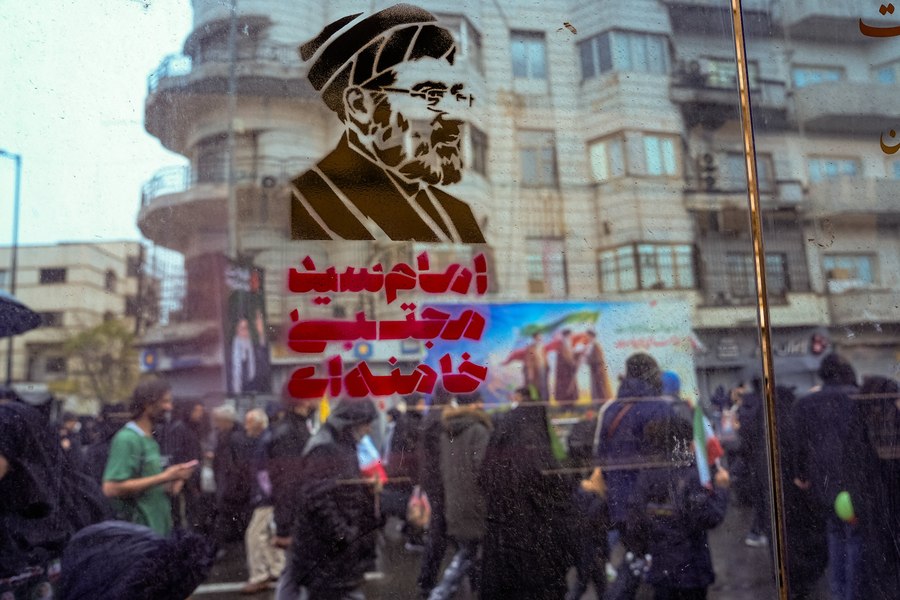 De ce a prelungit Trump armistițiul cu Iranul. Discuțiile din culise